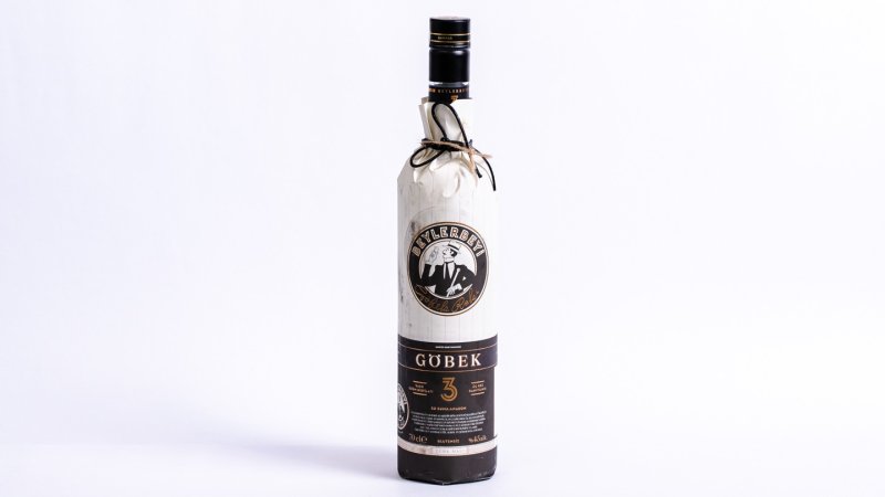 Beylerbeyi Göbek Rakı - 70CL